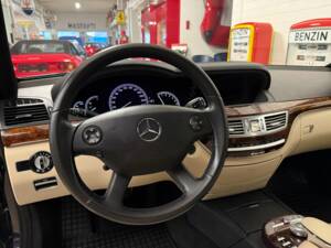 Image 9/18 of Mercedes-Benz S 450 4MATIC (2007)