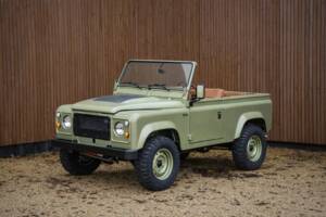 Bild 6/47 von Land Rover 90 (1990)