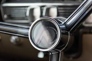 Bild 83/100 von Lincoln Continental Convertible (1965)