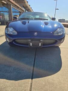 Immagine 16/24 di Jaguar XKR (2002)