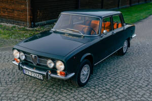 Image 20/78 of Alfa Romeo 1750 Berlina (1970)