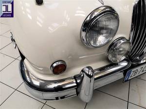 Bild 10/50 von Jaguar Mk II 3.8 (1963)