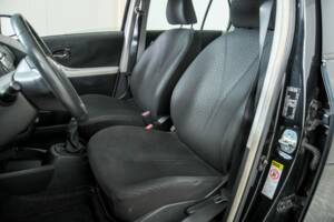 Bild 27/50 von Toyota Yaris 1.33 VVT-i (2011)