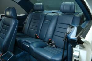 Bild 26/50 von Mercedes-Benz 560 SEC (1988)