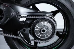 Image 24/50 of Kawasaki DUMMY (2018)