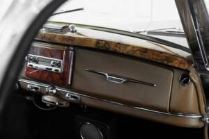 Image 49/50 of Mercedes-Benz 220 Coupe (1954)