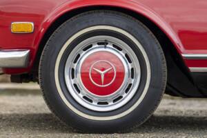 Image 12/18 of Mercedes-Benz 280 SL (1970)