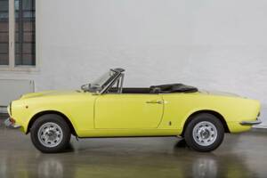 Immagine 4/20 di FIAT 124 Spider AS (1967)