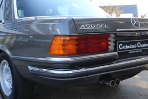 Afbeelding 32/46 van Mercedes-Benz 450 SEL 6,9 (1977)