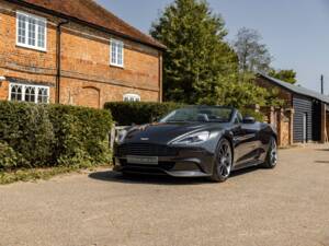 Imagen 53/57 de Aston Martin Vanquish Volante (2015)