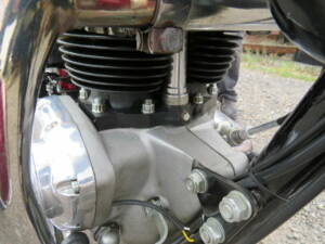Image 24/50 de Triumph DUMMY (1970)
