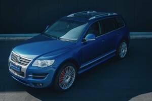 Image 1/15 of Volkswagen Touareg W12 (2007)
