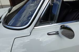Bild 31/67 von Alfa Romeo Giulia 1300 GT Junior (1968)