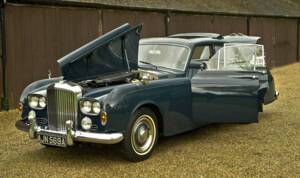 Afbeelding 18/50 van Bentley S 3 Continental Flying Spur (1963)
