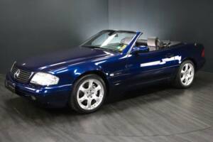 Image 3/49 of Mercedes-Benz SL 500 (2000)