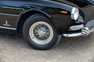 Image 14/46 of Ferrari 275 GTS (1965)
