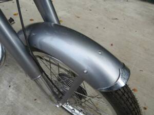 Bild 32/45 von MV Agusta 150 Sport (1953)