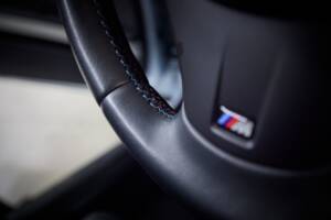 Image 63/100 of BMW M3 (2006)