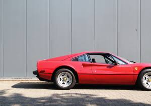 Image 12/61 of Ferrari 308 GTBi (1982)