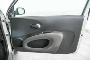 Image 31/35 of Nissan Micra C+C 1.6 (2005)