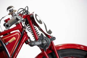 Immagine 35/50 di Moto Guzzi 250 SS (1930)