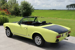 Image 12/50 of FIAT 124 Spider CS1 (1975)