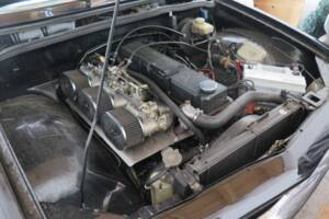Image 6/8 de Opel Commodore 2,8 GS (1975)