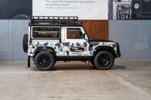 Immagine 2/30 di Land Rover Defender 90 Works V8 (2012)