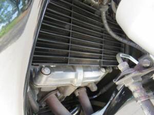 Image 26/44 de Honda VFR 750F (1991)