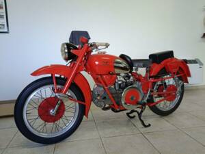 Imagen 22/39 de Moto Guzzi Falcone Sport (1954)