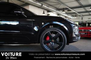 Image 24/29 de Porsche Macan Turbo (2017)