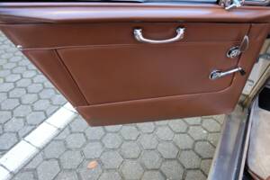 Image 40/68 of Austin-Healey 3000 Mk III (BJ8) (1965)