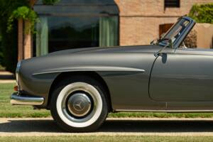 Imagen 27/50 de Mercedes-Benz 190 SL (1962)