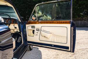 Image 15/15 of Rolls-Royce Silver Spur Park Ward (1969)