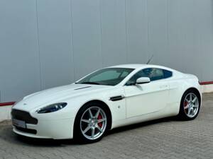 Image 5/25 of Aston Martin V8 Vantage (2007)