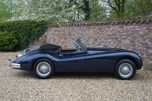 Image 49/50 of Jaguar XK 140 SE DHC (1956)