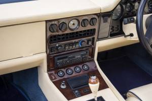 Image 21/25 of Aston Martin V8 Zagato Volante (1989)