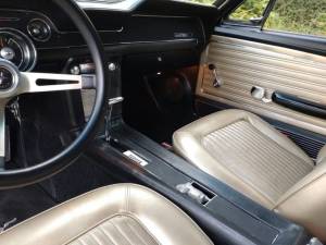 Image 13/16 of Ford Mustang GT 390 (1968)