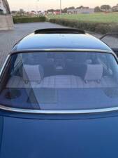 Image 6/8 of Mercedes-Benz 230 E (1984)