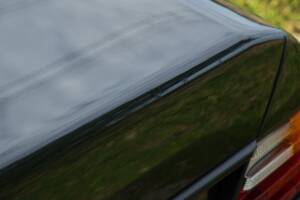 Image 55/63 of Mercedes-Benz 220 E (1993)