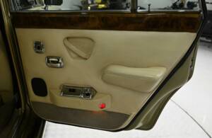Bild 46/50 von Rolls-Royce Silver Shadow II (1980)