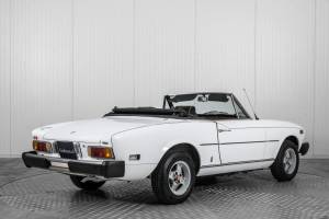Image 2/50 of FIAT 124 Spider CS1 (1977)