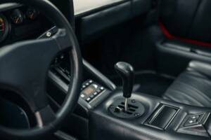 Bild 18/32 von Lamborghini Countach 25 Anniversary (1990)
