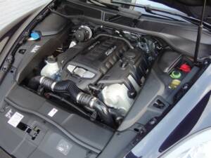 Imagen 89/97 de Porsche Cayenne Turbo (2011)