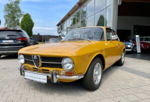 Bild 25/25 von Alfa Romeo Giulia GT 1300 Junior (1971)