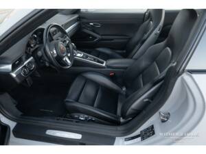 Bild 8/32 von Porsche 911 Carrera (2018)