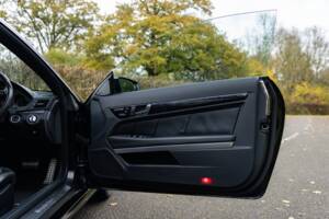 Bild 29/44 von Mercedes-Benz E 500 (2010)