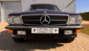 Afbeelding 6/59 van Mercedes-Benz 560 SL (1986)