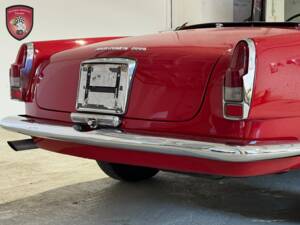 Bild 63/76 von Alfa Romeo 2600 Spider (1964)