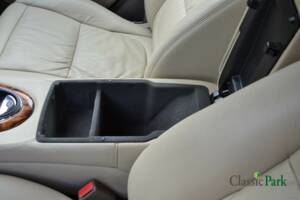 Immagine 36/46 di Jaguar XJ 8 3.5 (2007)